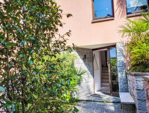Zonnig vakantiehuis met zwembad en panoramisch uitzicht op het Lago Maggiore - thumbnail 6