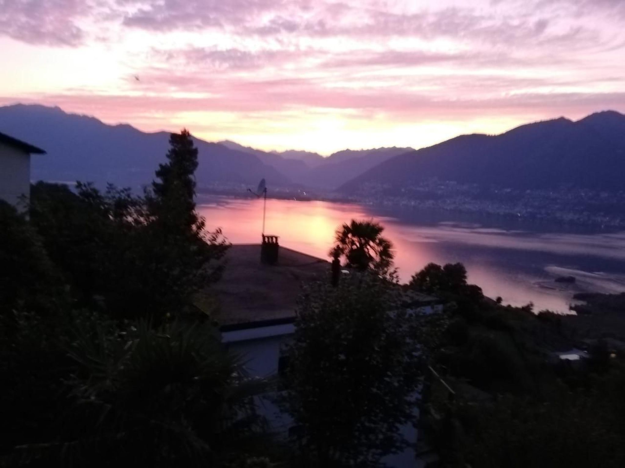 Photo of Casa Ines - 1 1/2 Zimmer Whg Terrasse mit Seesic