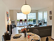 Top Lakeview: Modern appartement met verwarmd zwembad en uitzicht op het Lago Maggiore - thumbnail 6