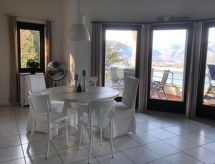 Residenza Viramonte - Casa Aurelia App. 11: Ticino-appartement met zwembad en bergzicht - thumbnail 2