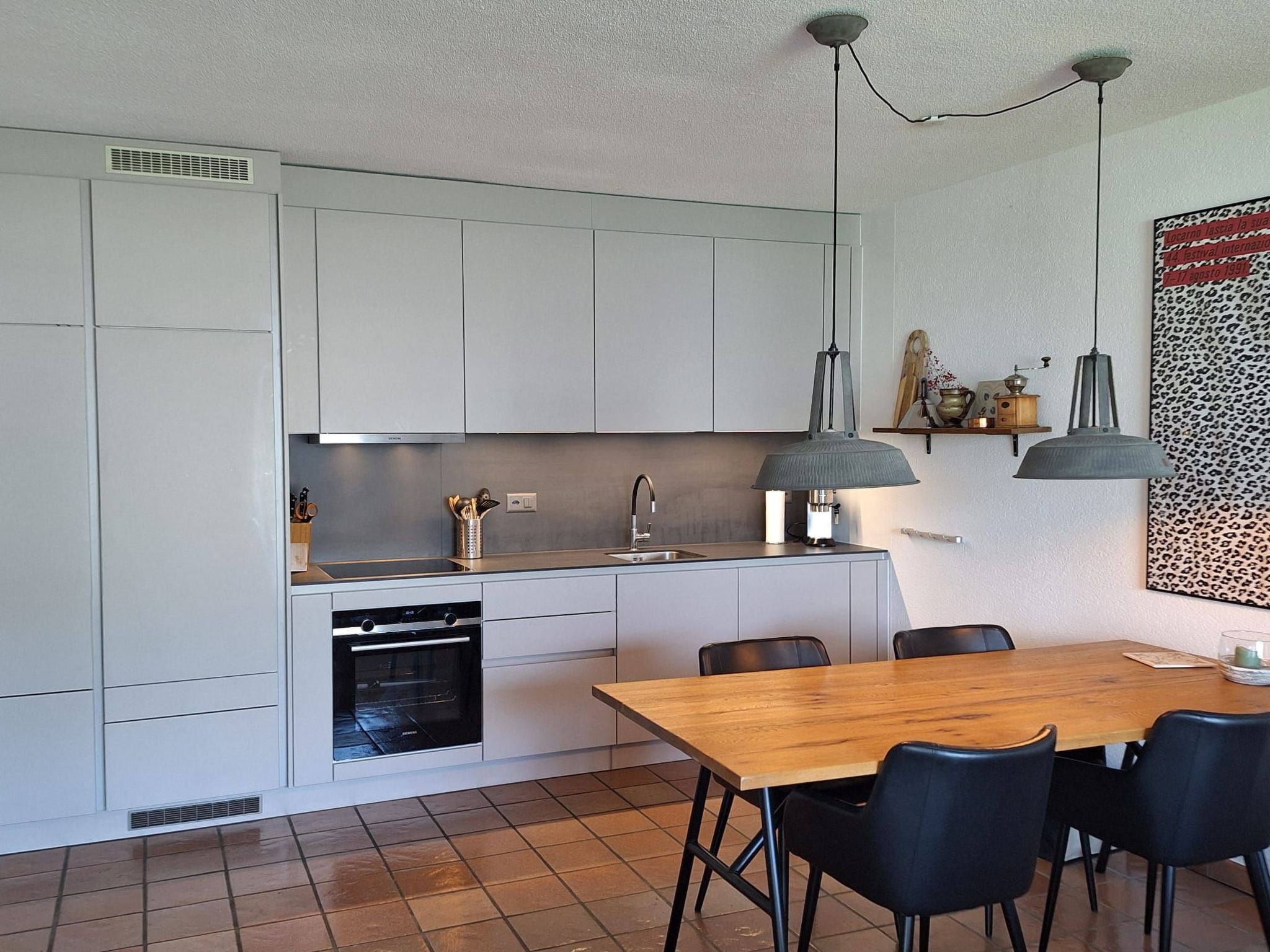 Virabella 8-Image-tags.info