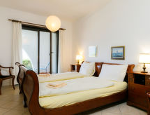 Verwarmd zwembad en meerzicht in modern appartement in Piazzogna · 2 pers. - thumbnail 4