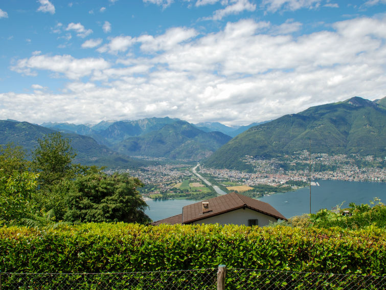 Monti di Piazzogna Accommodation in Gambarogno