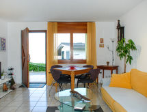 2-persoons appartement met meer- en bergzicht in Piazzogna - thumbnail 4