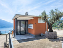 Residenza Solaria: Uitzicht zonder einde in Gordola, Ticino - thumbnail 6