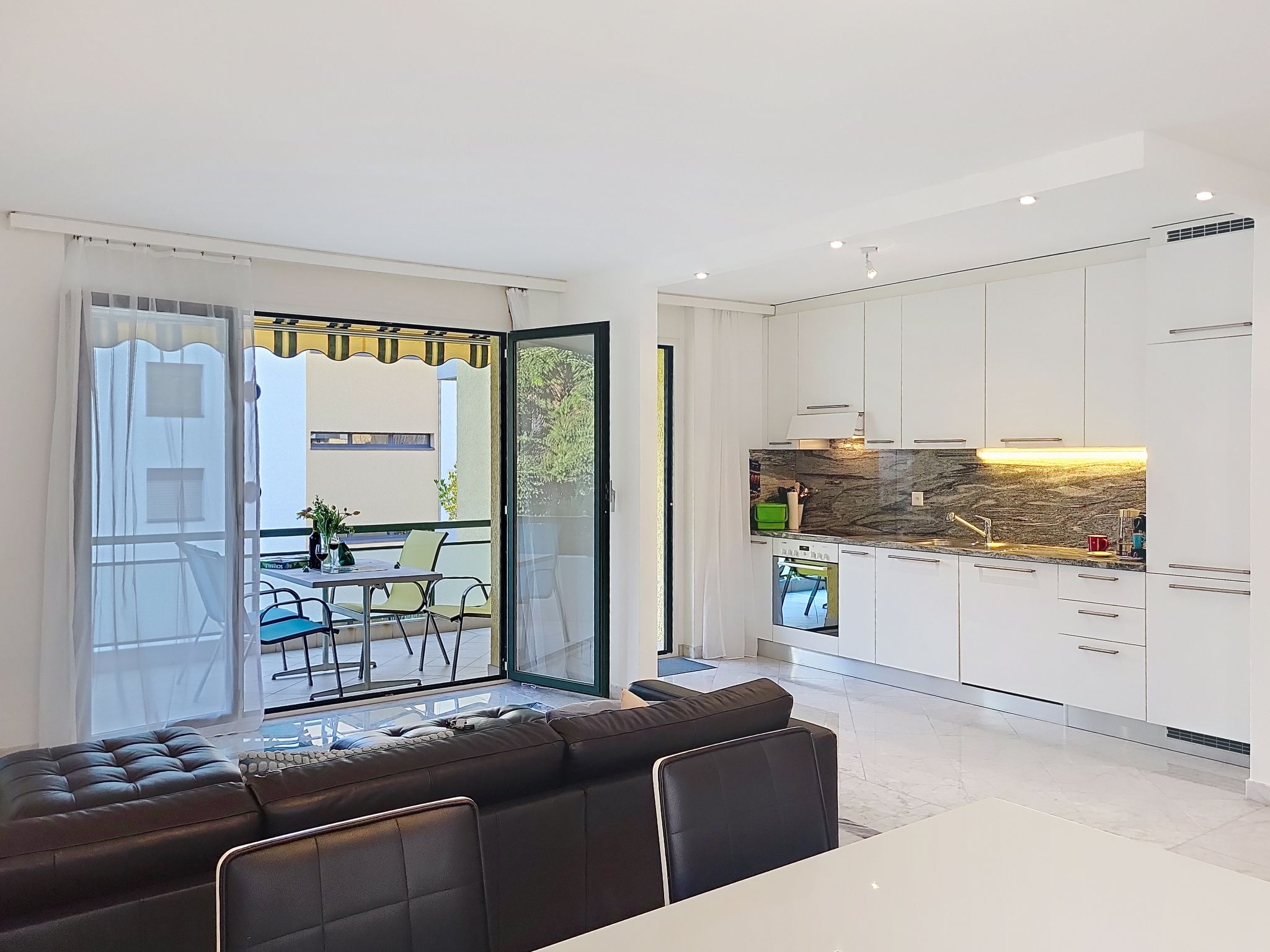 Photo of Apt. Hermosa