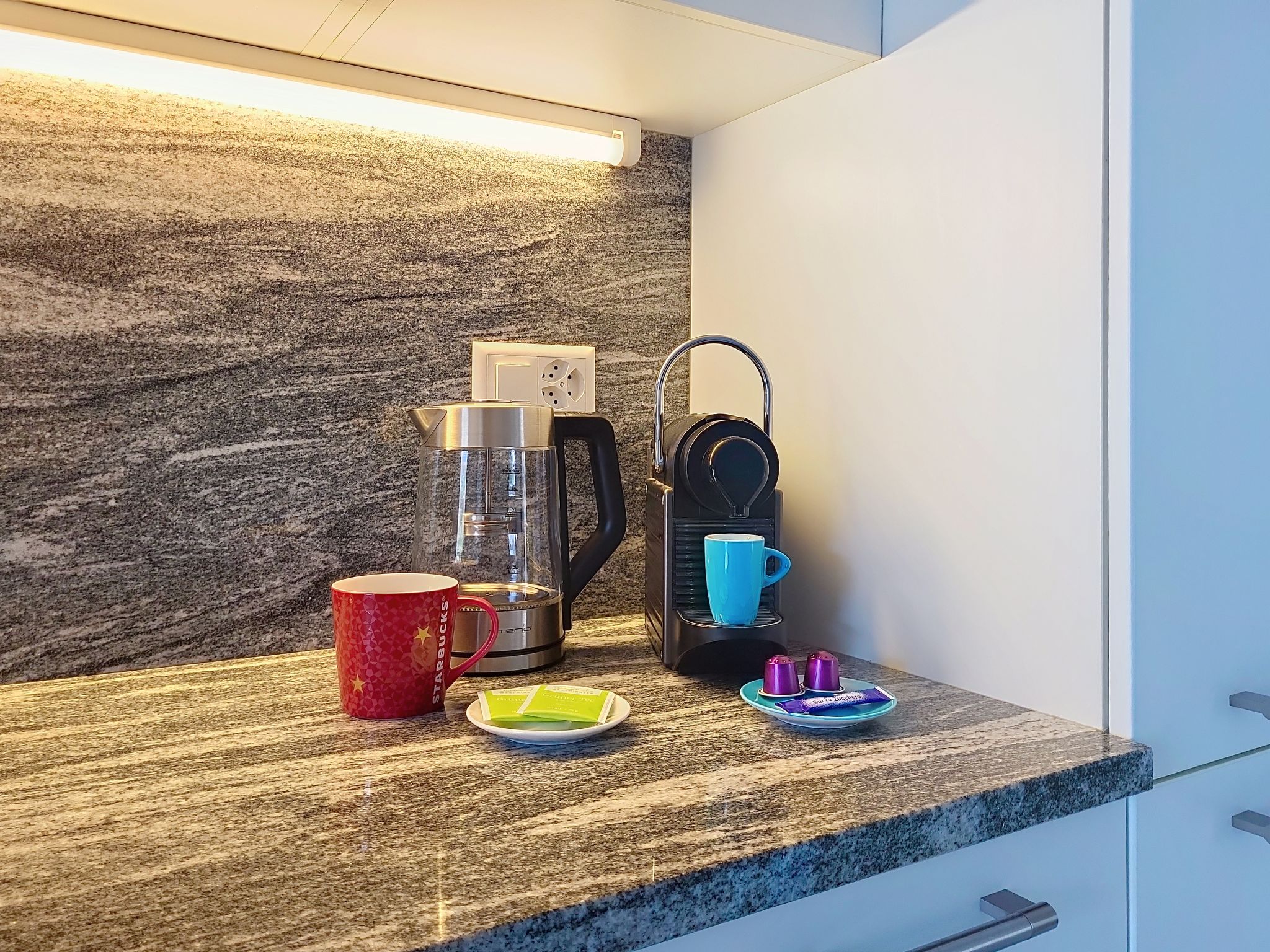 Photo of Apt. Hermosa