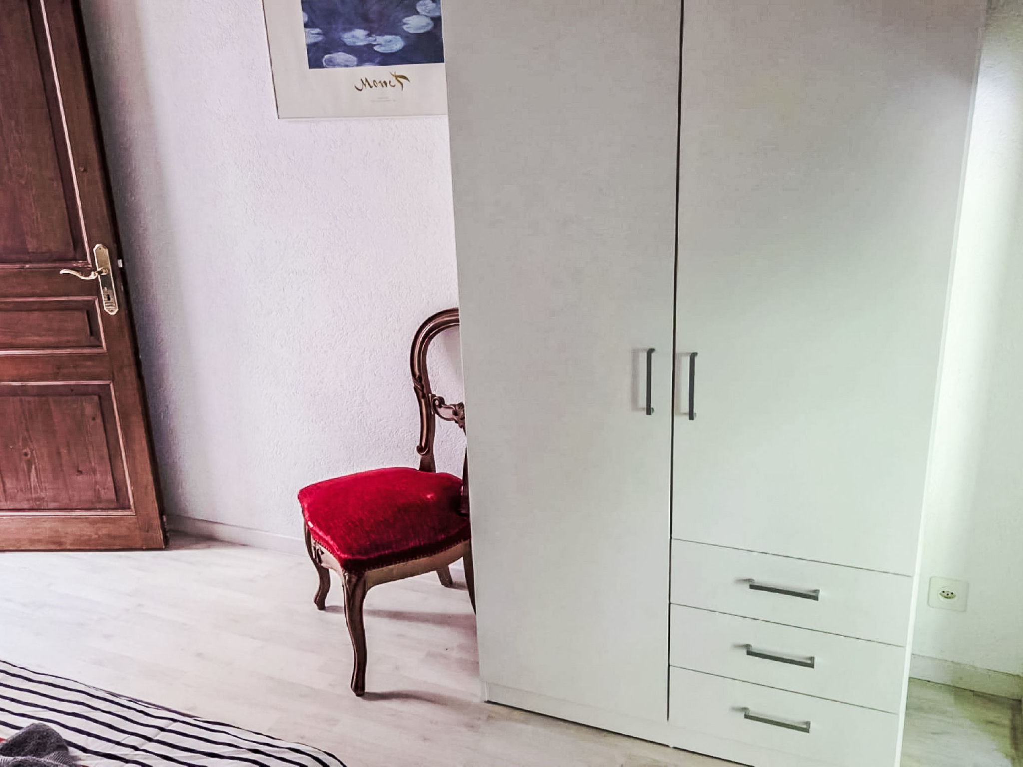 Image 19 - Tazzino