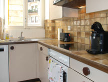 Ruim appartement in centrum Muralto, 200 meter van het Lago Maggiore - thumbnail 4