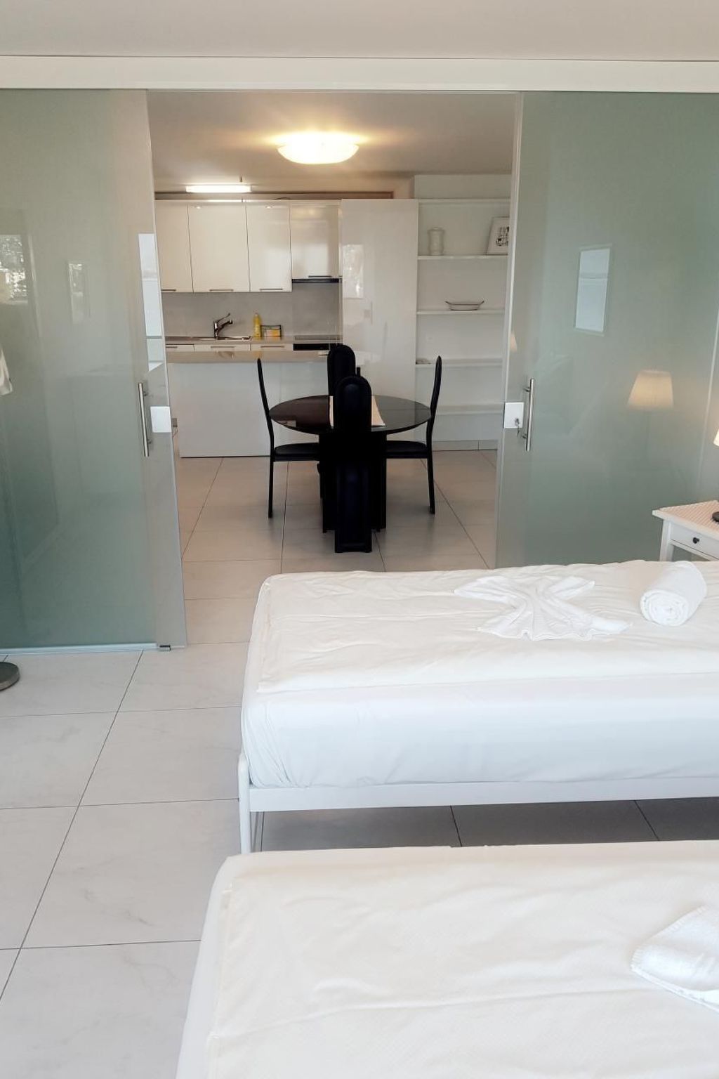 Modern mit atemberaubendem Seeblick Apt 406