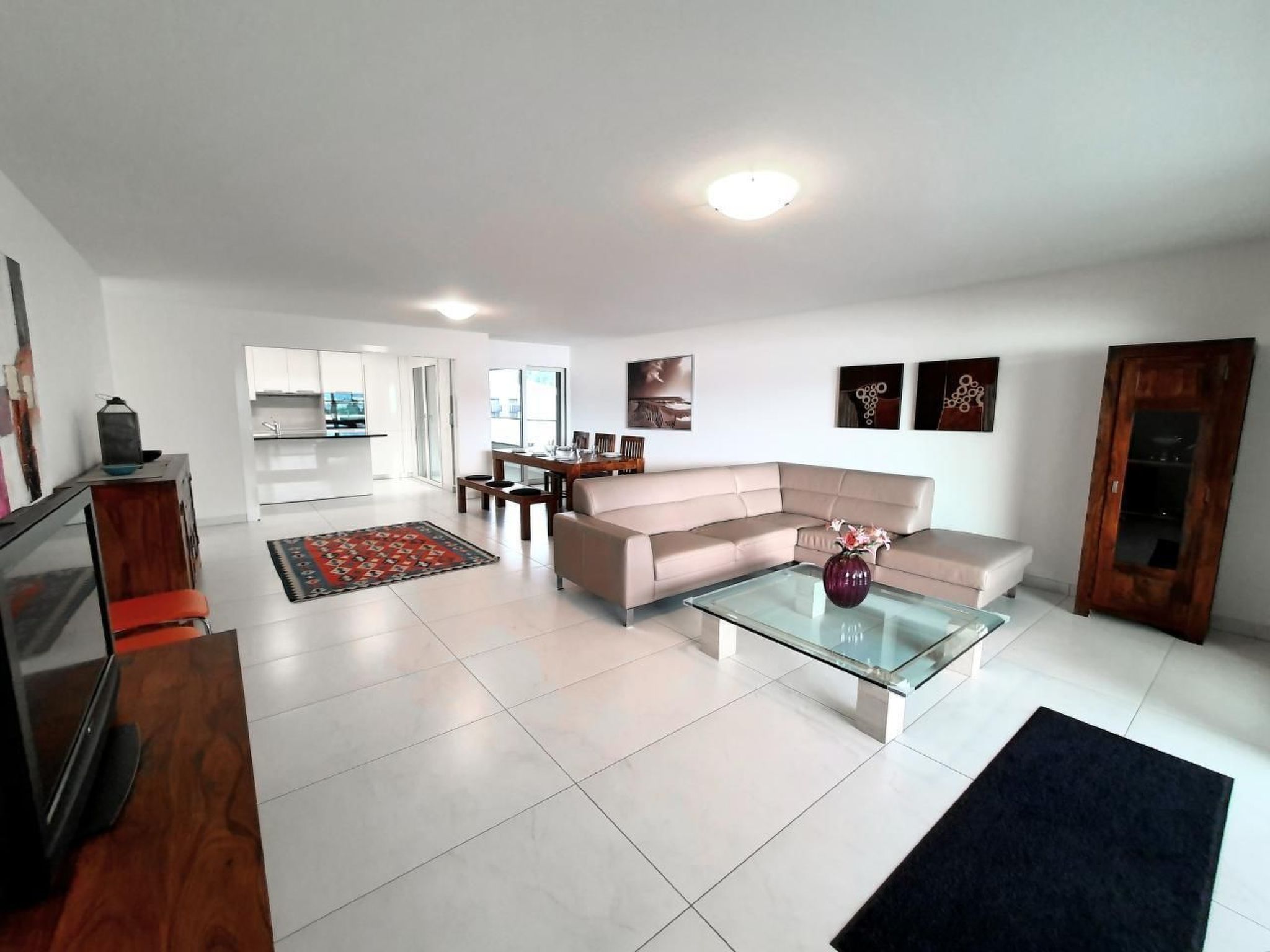 Lake View Penthouse 701