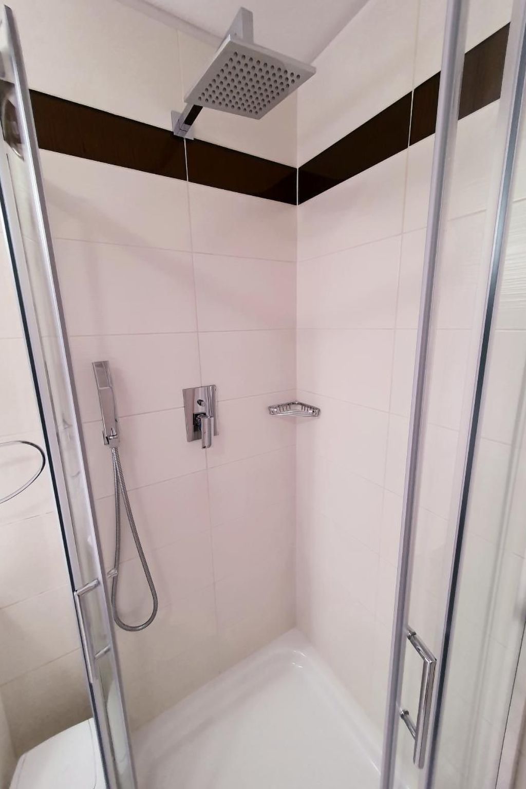 Lake View Penthouse 701-Image-tags.info