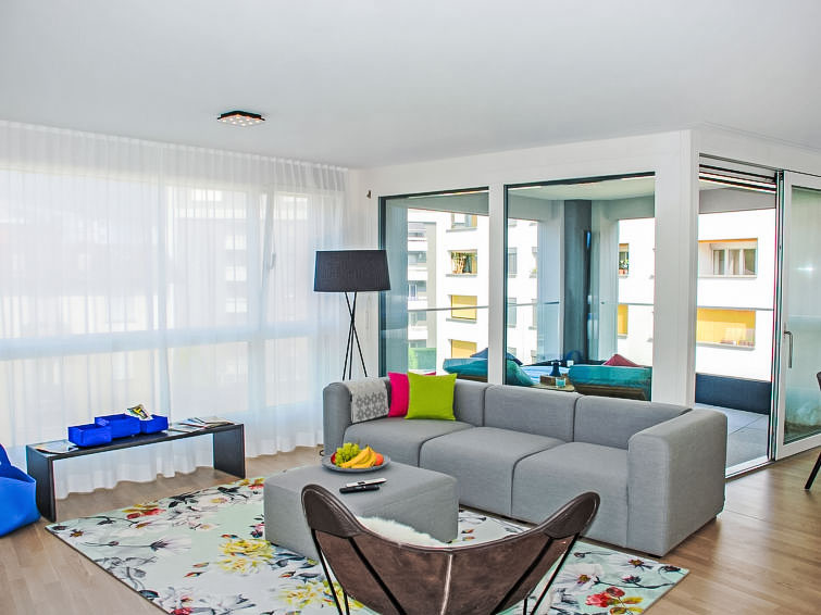 LaVille B-1-2 Apartment in Locarno