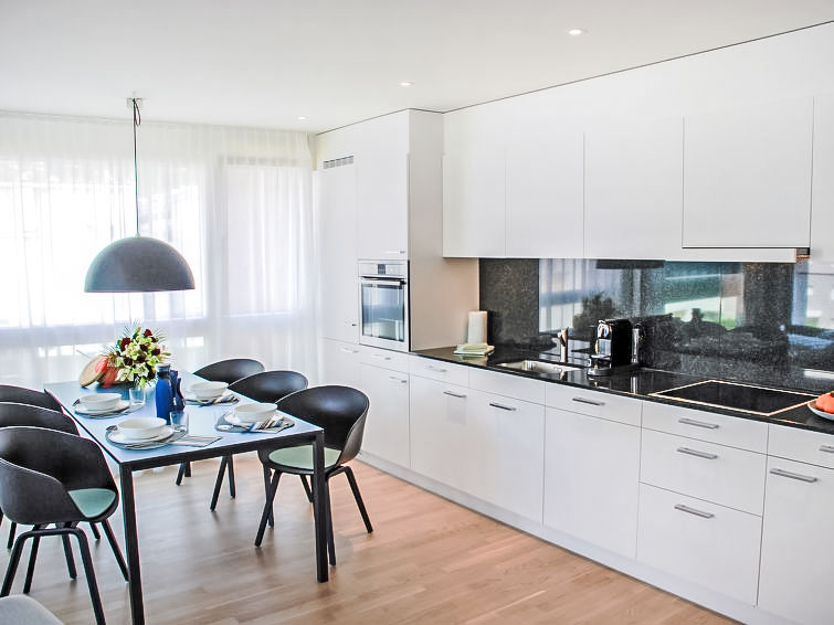 Search and Stay destination Locarno, TI - Switzerland from AU$ 597. LaVille B-1-2