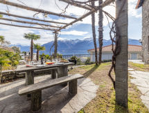 Palm Cottage: Vrijstaand vakantiehuis met omheinde tuin bij Locarno - thumbnail 4