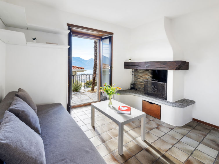 Locarno accommodation cottages for rent in Locarno apartments to rent in Locarno holiday homes to rent in Locarno