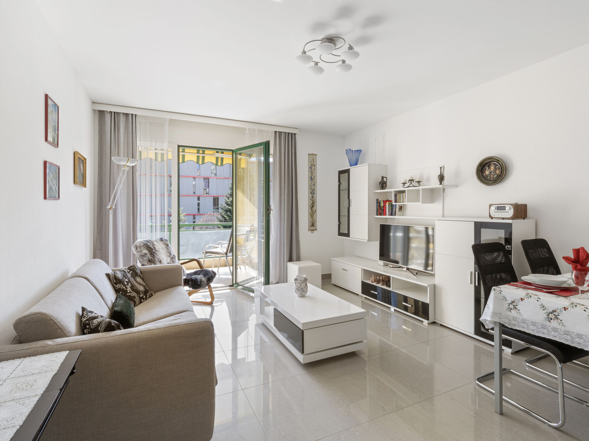 Photo of Robinia-City