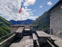 Zonnig chalet voor 6 in het Zwitserse Crana, Ticino - thumbnail 1
