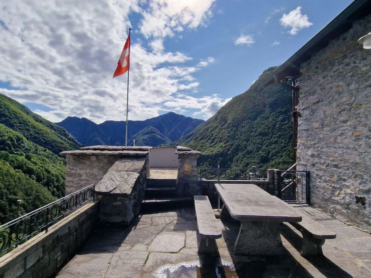 Chalet In Den Sonnigen Schweizer Südalpen - Canton du Tessin