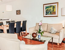 Licht appartement met zwembad, uitzicht en garage in Ascona - thumbnail 3