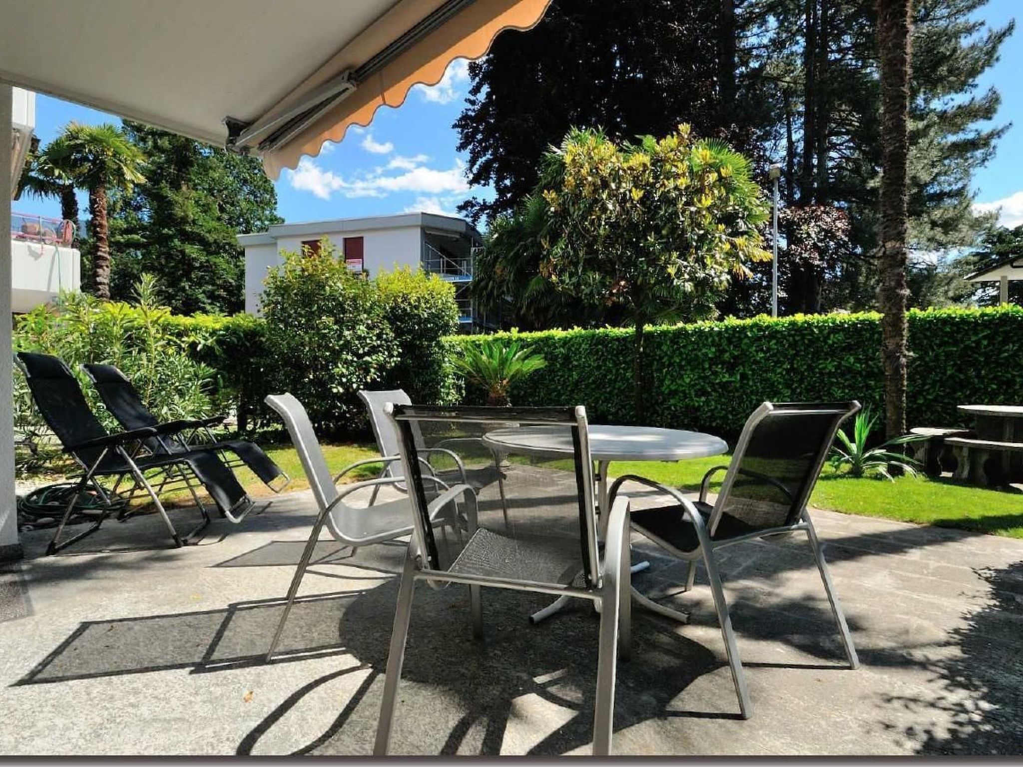 Vakantiehuis met omheinde tuin in Ascona (Zwitserland) 1 hond is welkom
