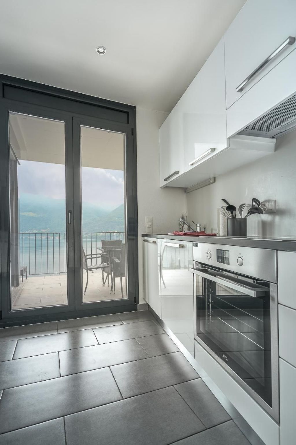 Apt. 'Panoramico' mit bombastischem See- & Bergblick