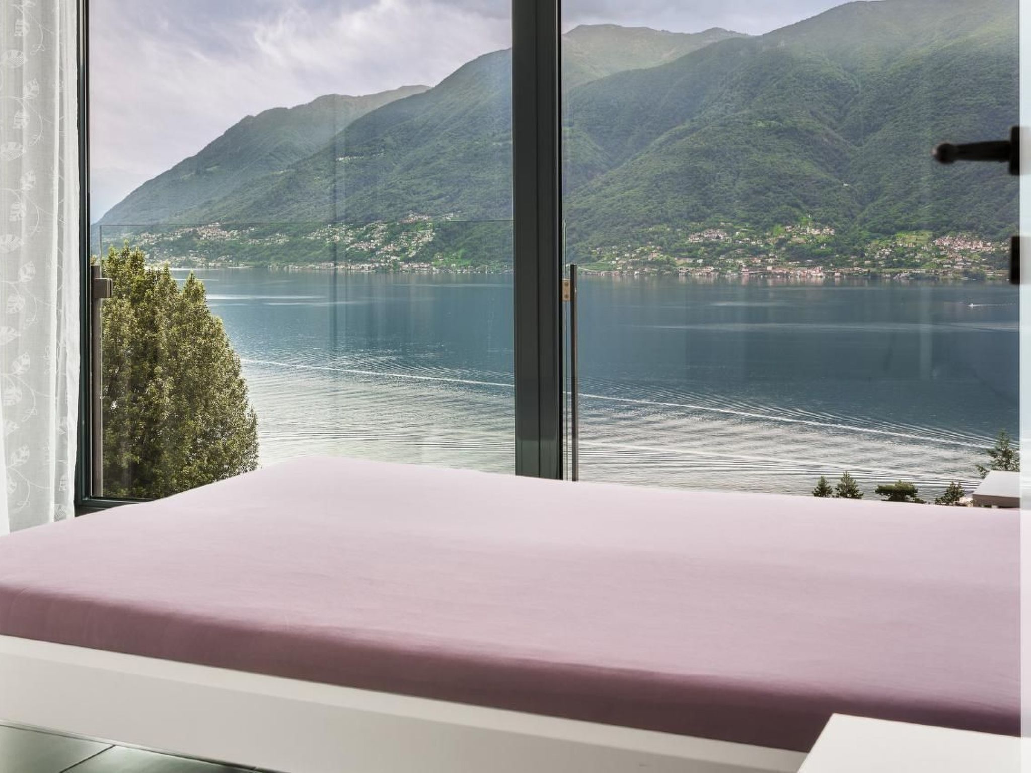 Apt. "Panoramico" mit bombastischem See- & Bergblick