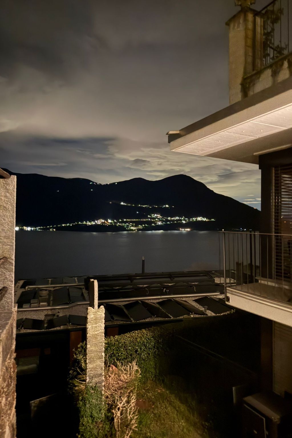 Apt. "Panoramico" mit bombastischem See- & Bergblick - Buiten