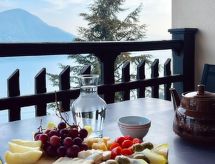 Chalet Bazzi: Authentiek Ticino appartement met panoramisch uitzicht op het Lago Maggiore - thumbnail 4