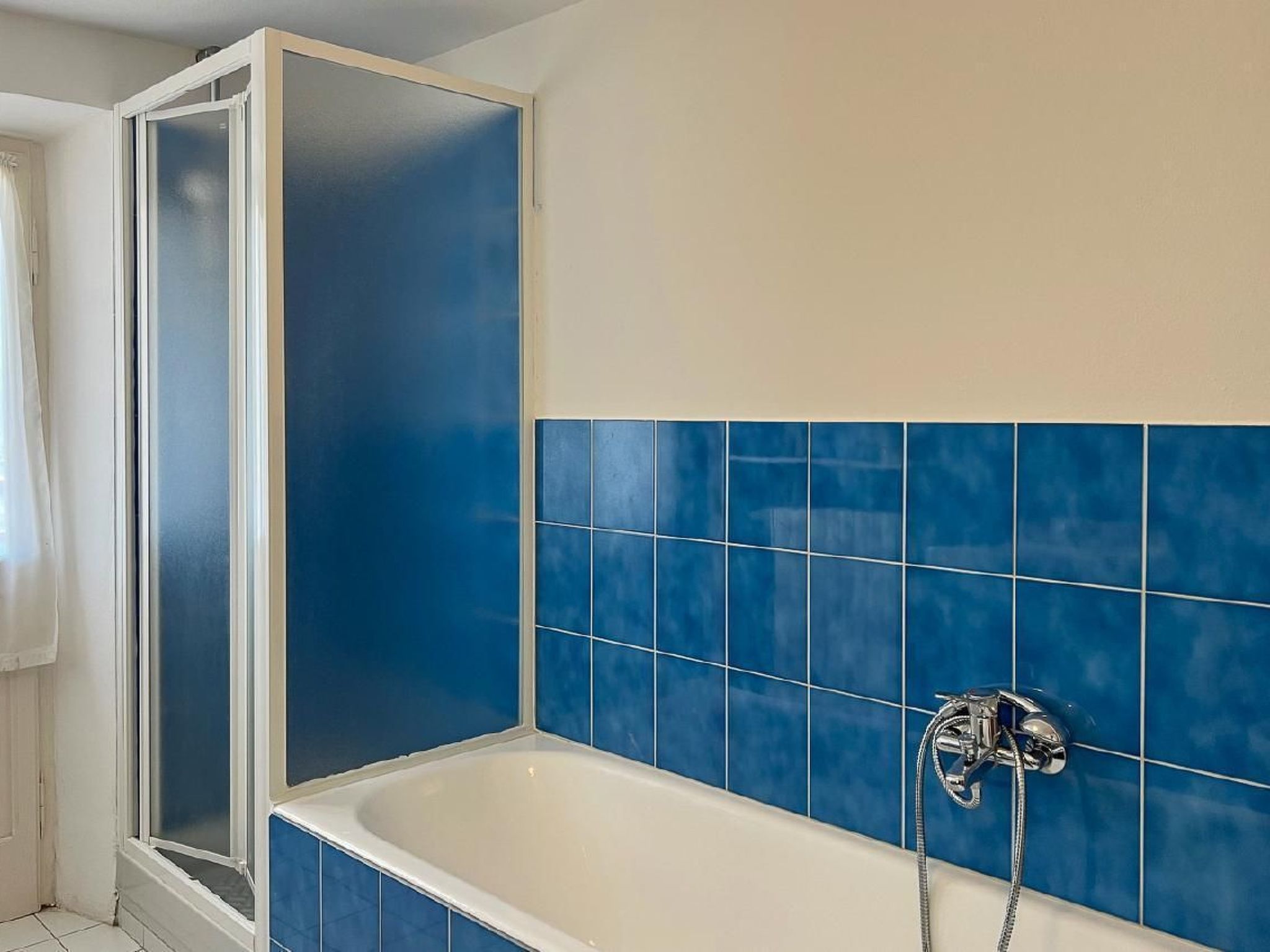 Chalet Bazzi-Image-tags.info