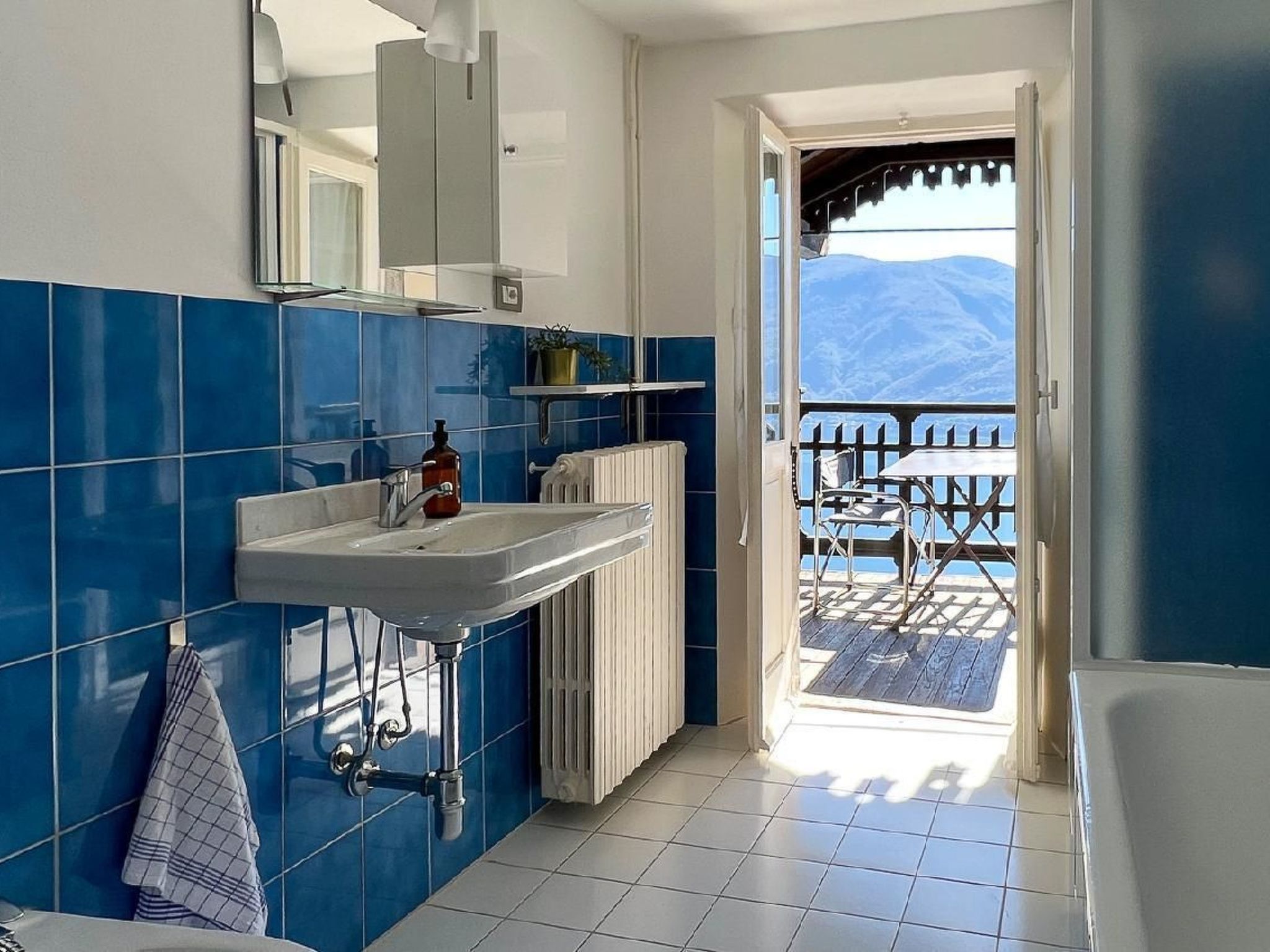 Chalet Bazzi-Image-tags.info