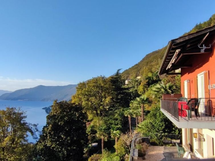 Op 1,0 km van het meer: Appartement Casa Argo in Ronco sopra Ascona in Ronco sopra Ascona