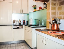 Rustiek appartement in historisch pand, midden in Ronco sopra Ascona - thumbnail 4
