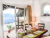 Rustiek appartement in historisch pand, midden in Ronco sopra Ascona - thumbnail 2