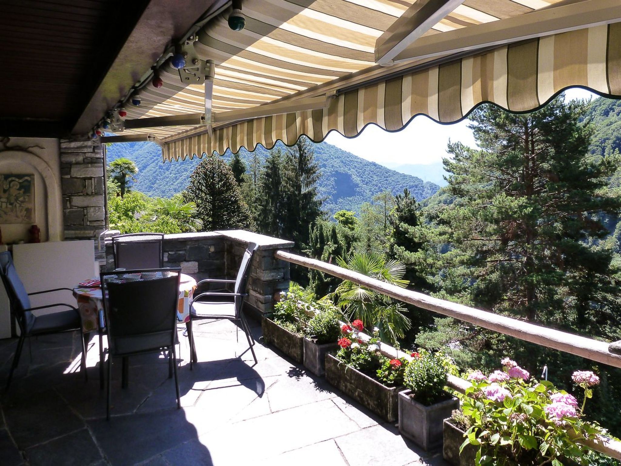 Chalet Mergoscia-Image-tags.info