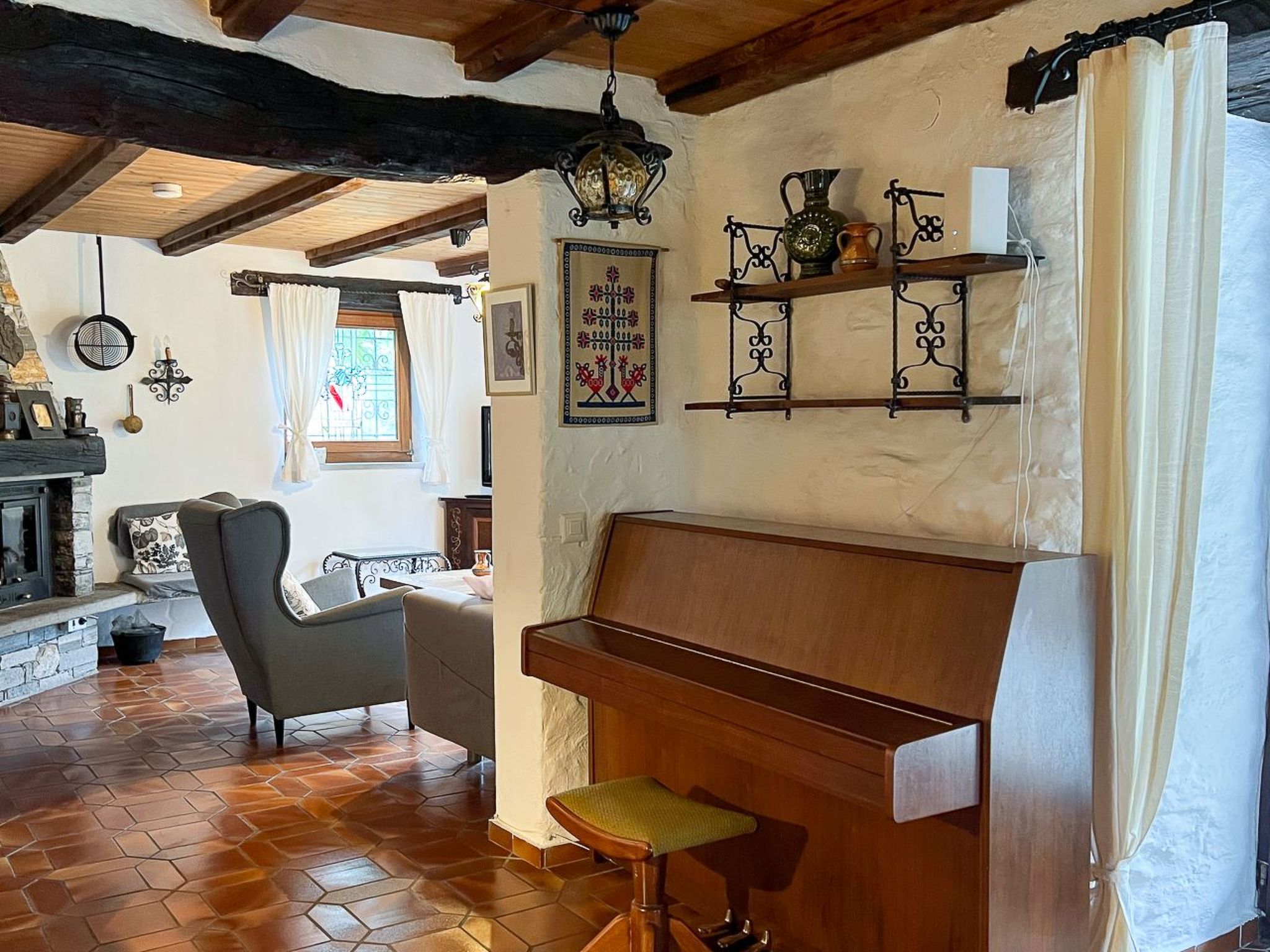 Chalet Mergoscia-Image-tags.info