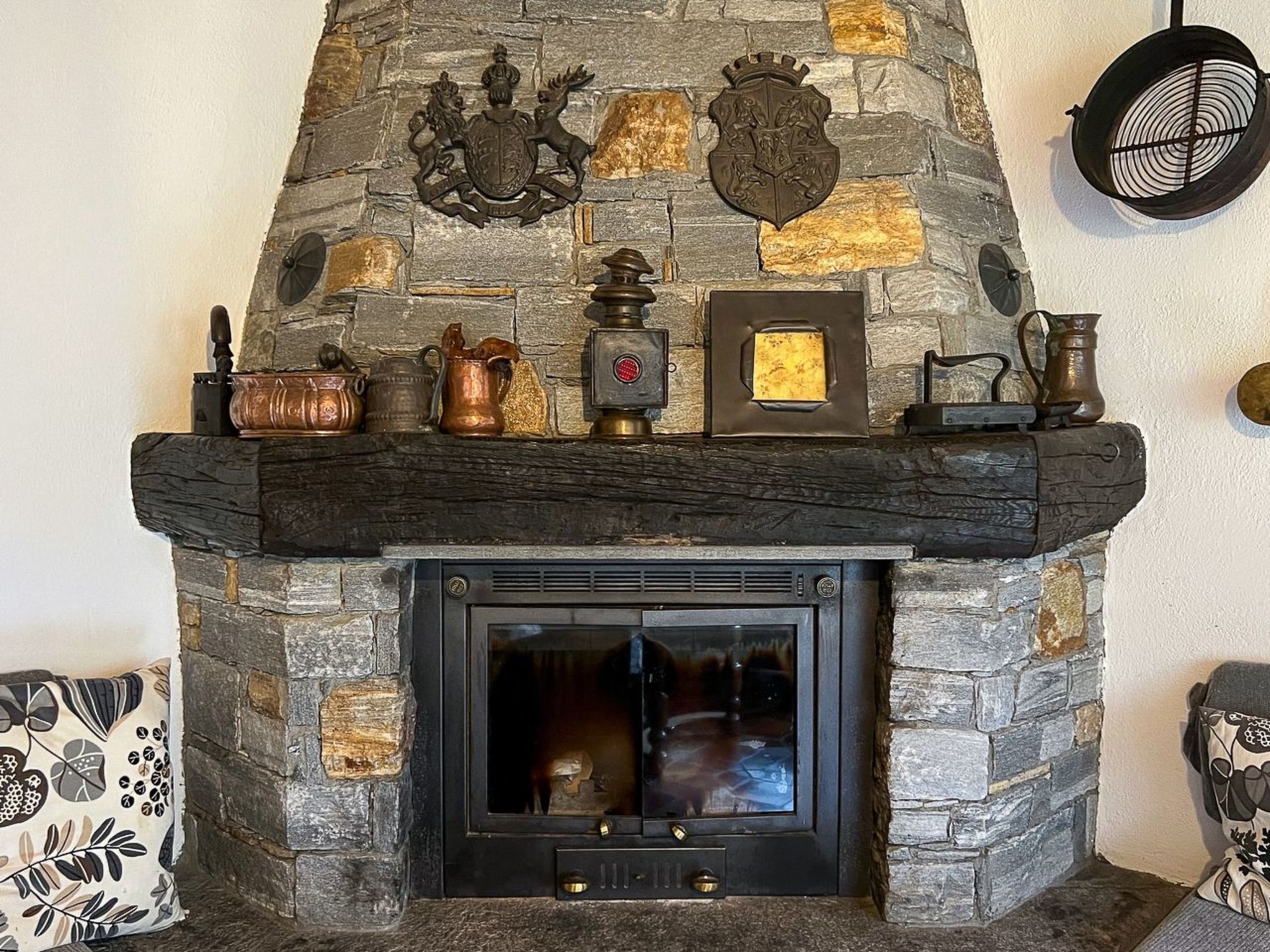 Chalet Mergoscia-Image-tags.info