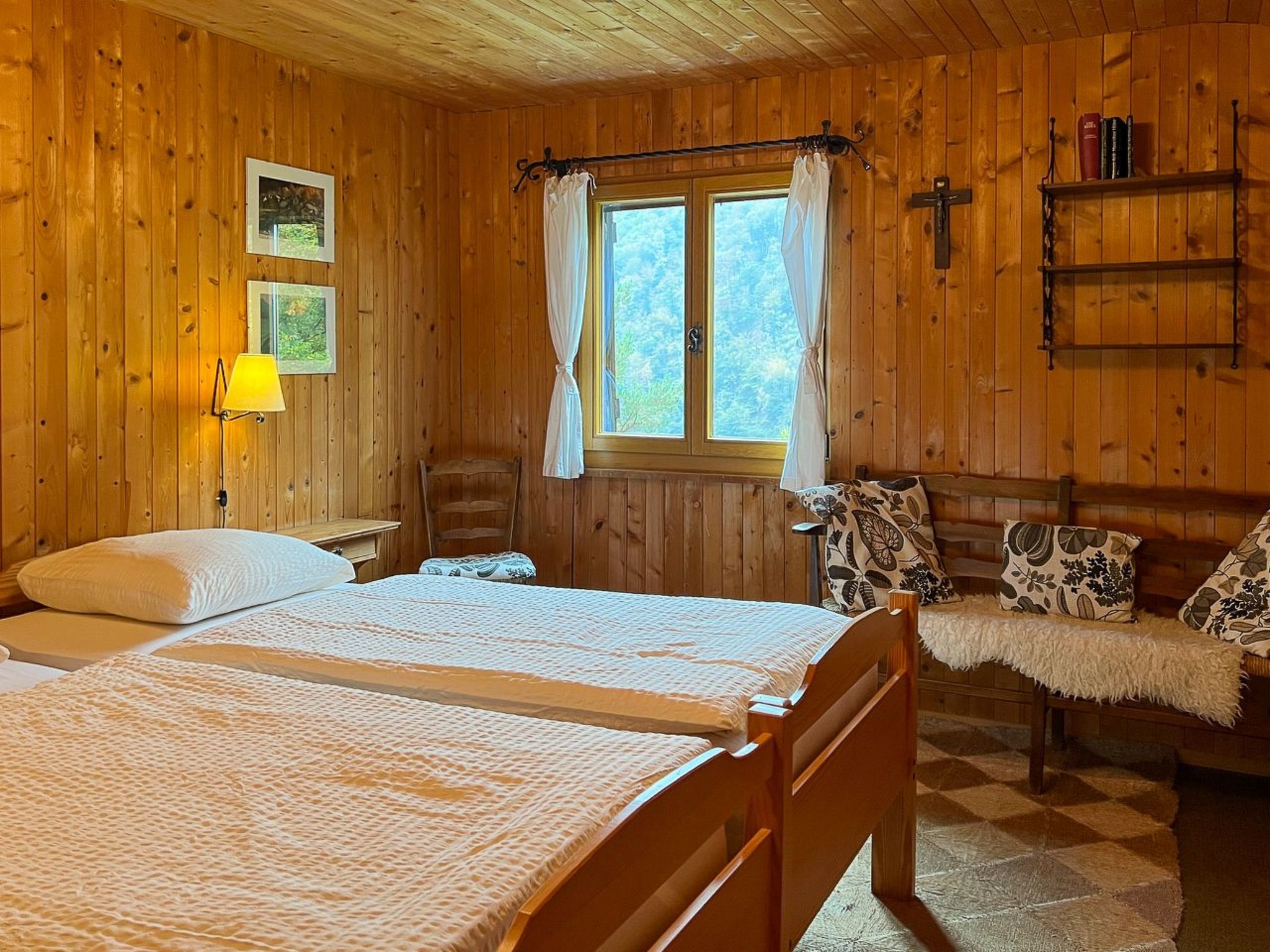 Chalet Mergoscia-Image-tags.info