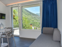 Capriccio 14 Balcony: Modern appartement met zwembad in Centovalli, Ticino - thumbnail 3