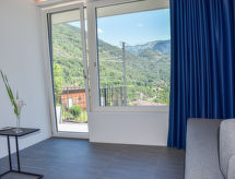 Capriccio 15 Studio Balcony: Knus bergstudio met zwembad in Centovalli - thumbnail 4