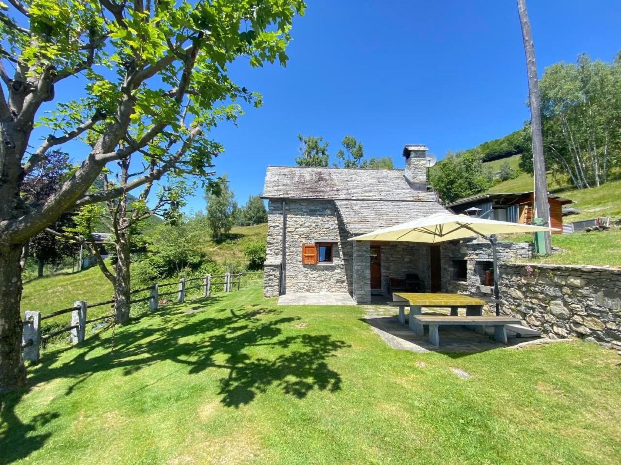 Ferienhaus in Intragna (Schweiz) und 1 Hund erlaubt