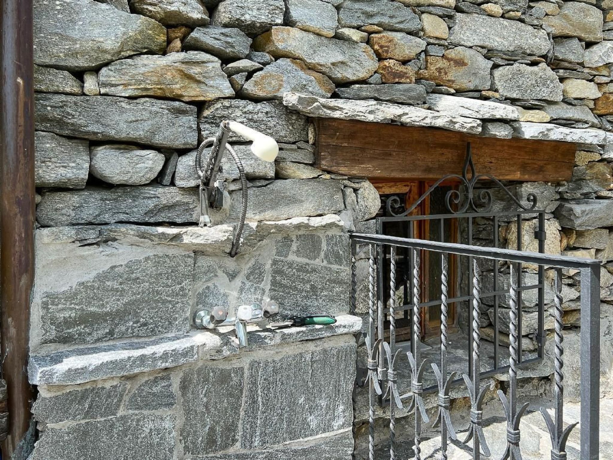 Rustico Nonno Milton-Image-tags.info