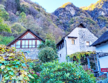 Historisch vakantiehuis Casa Sambuco in het zonnige Aurigeno, vlakbij Lago Maggiore - thumbnail 6
