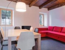 Authentiek vakantiehuis in Moghegno met uitzicht op de bergen - thumbnail 3