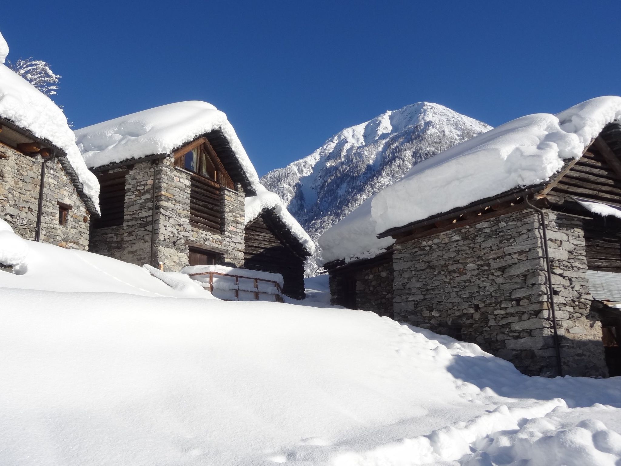 Rustico Monti di Rima-Binnen