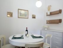 Historisch studio-appartement in 15e-eeuws palazzo in Malvaglia - thumbnail 6
