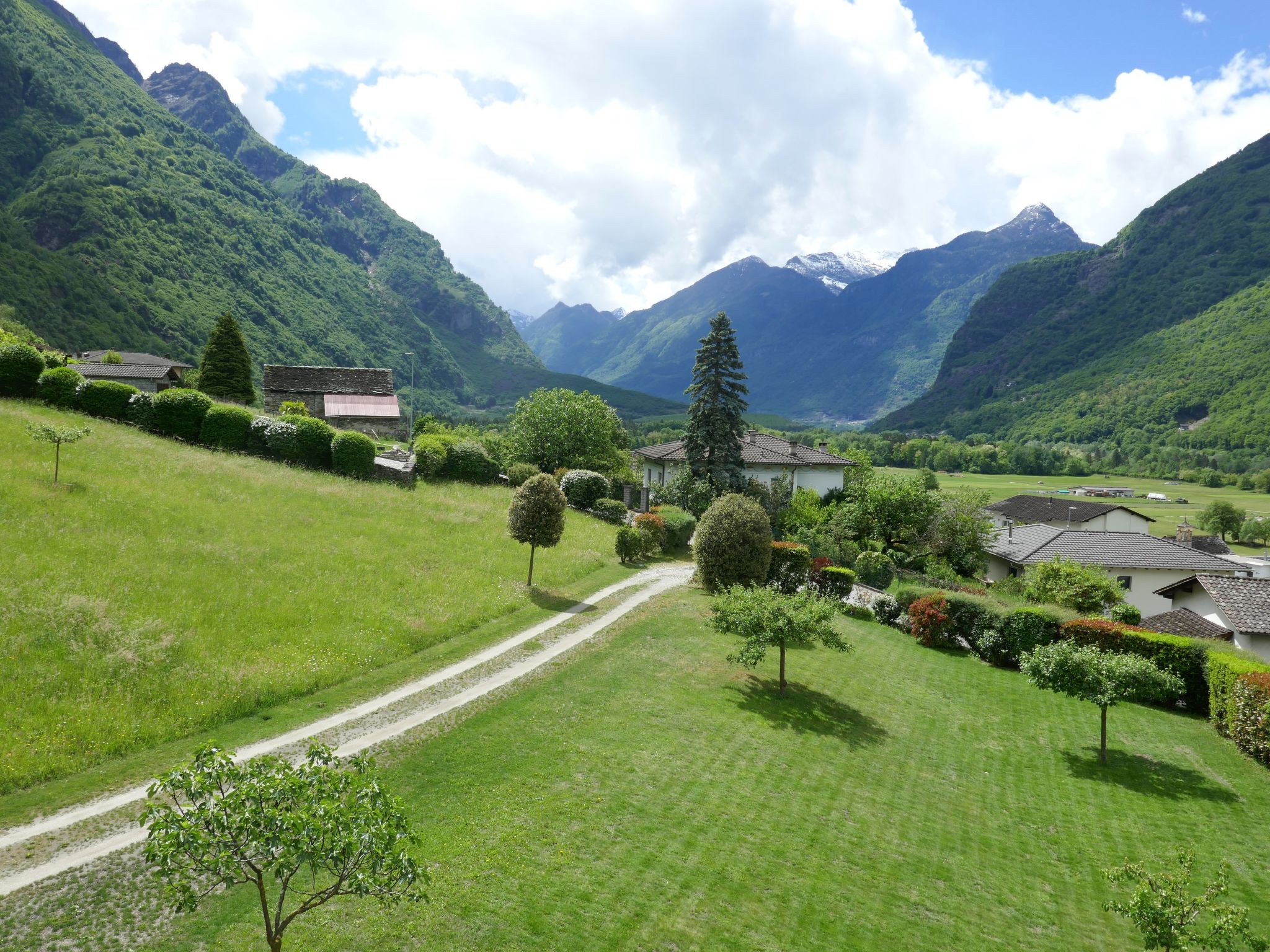 La Monda - Buiten