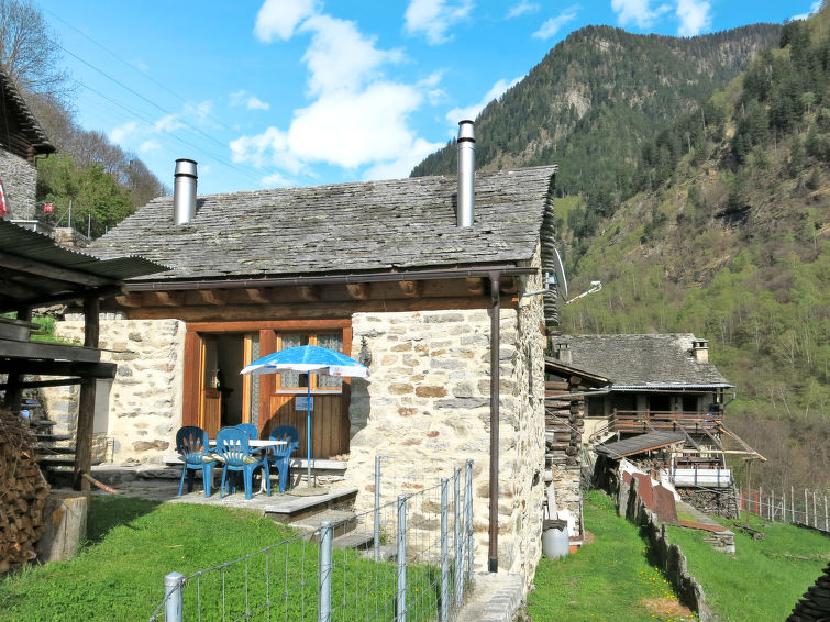 Search and Stay destination Serravalle, TI - Switzerland from AU$ 317. Rustico Diego