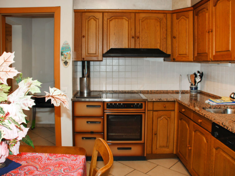 Search and Stay destination Serravalle, TI - Switzerland from AU$ 507. Casa Pina