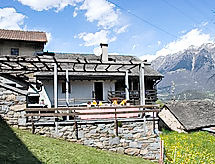 Maison Mona